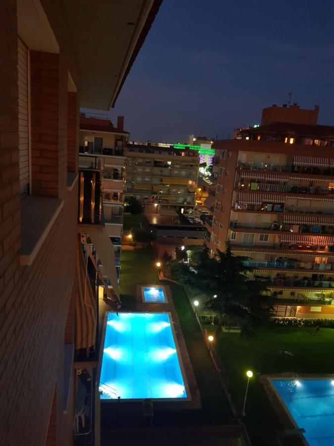 Apartament Santa Susanna Ngoại thất bức ảnh